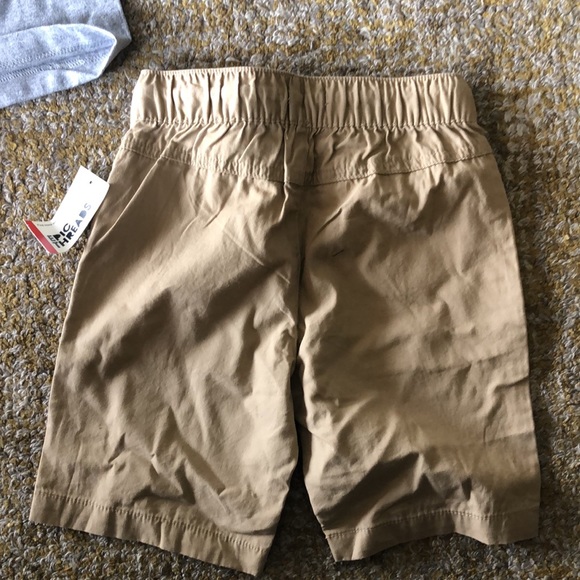 Epic threads bundle 5T shark, ninja, houndstooth khaki elastic shirts, tees NWT - Picture 3 of 9